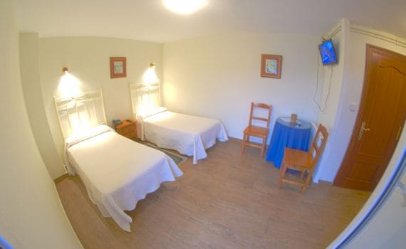 Double with sea view (Twin beds) HDR 4