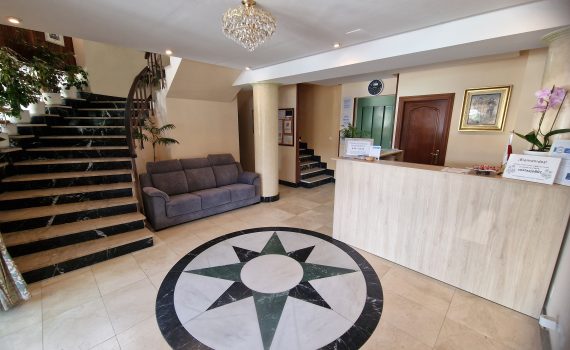 Recepcion_Hotel_Costa_de_Ajo_1